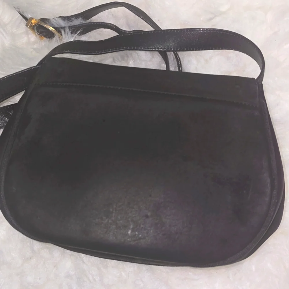 Salvatore‎ Ferragamo Black Leather Crossbody Bag